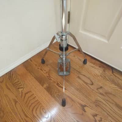 Yamaha Single braced hi hat stand with swivel foot pedal and original clutch - excellent! image 10