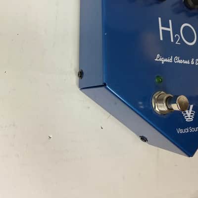 With box and feet Visual Sound H2O V1 2000s - Blue image 4