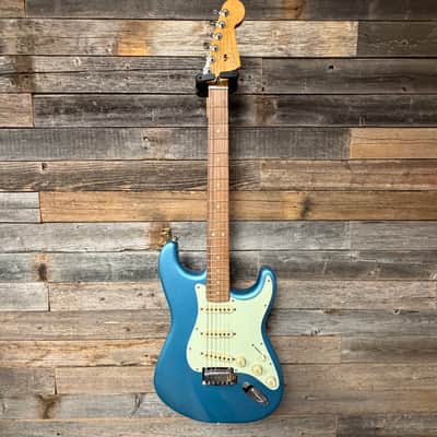 Fender Stratocaster Player Plus Pau Ferro Fingerboard Opal Spark 2020 image 2