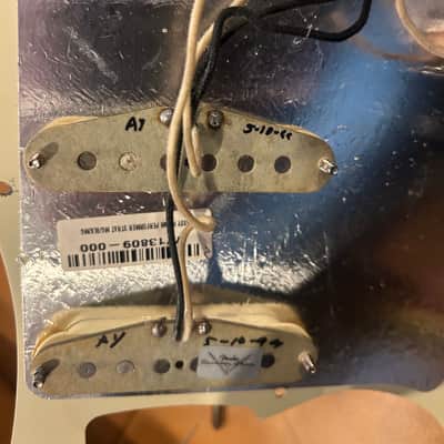 Fender American Performer Stratocaster w Abigail Ybarra Pickups MINT image 2