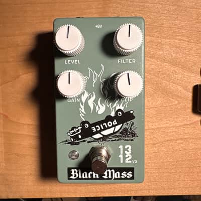 Black Mass Electronics 1312 Distortion V3 - Fenway Green Black image 1