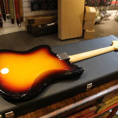 Fender American Vintage '65 Jazzmaster 2013 - 2017 - 3-Color Sunburst image 8