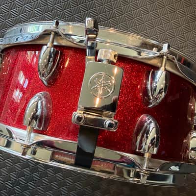 Yamaha Oak Custom Snare w/ May Mic System - Red Sparkle image 2