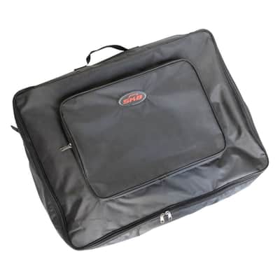 SKB Cases 1SKB-PS-8 Powered Pedalboard with 8 Built-In 9VDC Output Jacks and External Transformer image 6