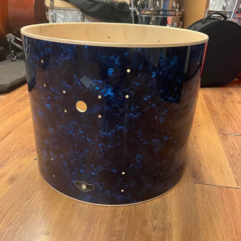 Tama   Superstar Kick Drum Shell 22 18 image 1