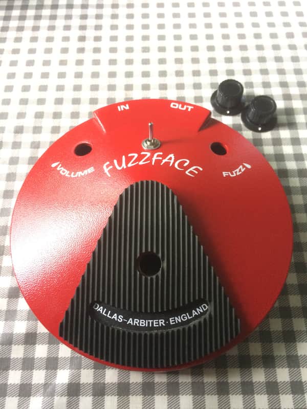 Dallas Arbiter / Dunlop Fuzz Face red (enclosure, battery on/off