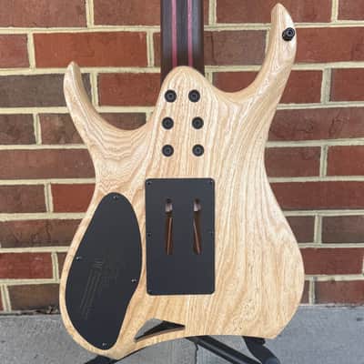 Mayones Hydra Elite PRO 6, Supernova Blue Gloss, 3A Eye Poplar Top, Swamp Ash Body, 5pc Wenge/Purpleheart Neck, Ebony Fretboard, CSL Sophia Tremolo, Velvetrone Ironside + Solium Pickups, Mayones Hybrid Case image 7