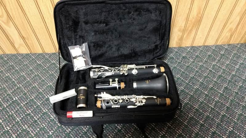 Selmer CL601 Aristocrat Student Model Bb Clarinet image 2
