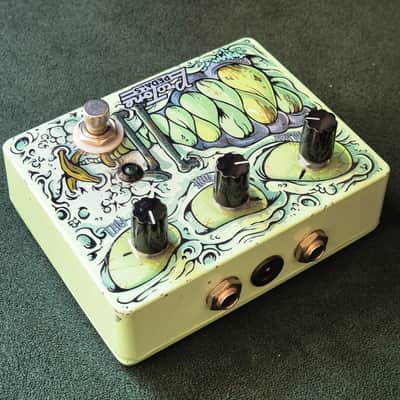 Pro Tone Pedals Monster Fuzz 2010s - Graphic image 5