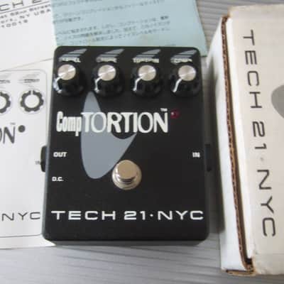 ギター tech21 comptortion distortion/compressor wmizticaphm1b0qye4fw.jpg