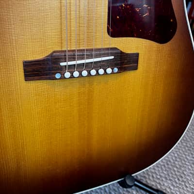 Gibson J-45 '50s Faded 2022 - Present - Faded Sunburst image 3
