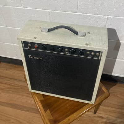Tempo Tremolo Guitar combo amplifier 1967 - White tweed image 5