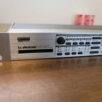 TC Electronic Gold Channel Dual Mic Preamp Channel Strip For Parts Repair Non-Working image 8