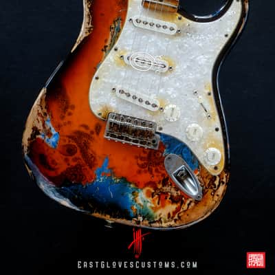 Fender Stratocaster 50th Anniversary Deluxe Series Sunburst Paisley/Pelham Blue Heavy Relic image 9