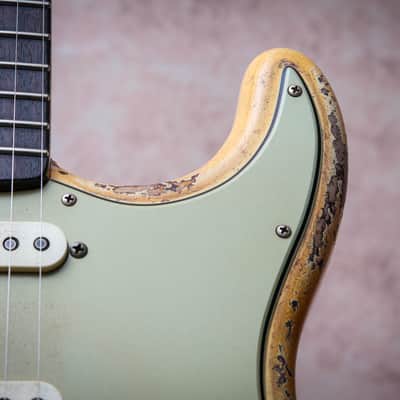 FENDER USA Masterbuilt '61 Reissue Stratocaster Heavy Relic *Vincent Van Trigt " Vintage White + Rosewood" (2024) image 10