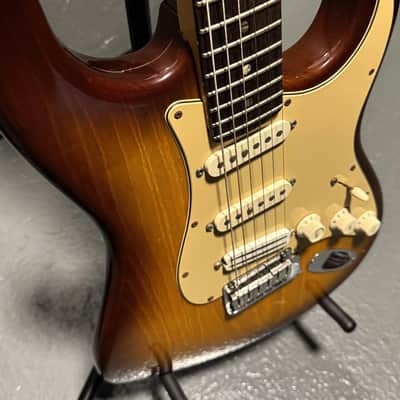 Fender 2006 American Deluxe Series Stratocaster, w/Hot Rail Pickup, MIA (Used) Alder Body image 2