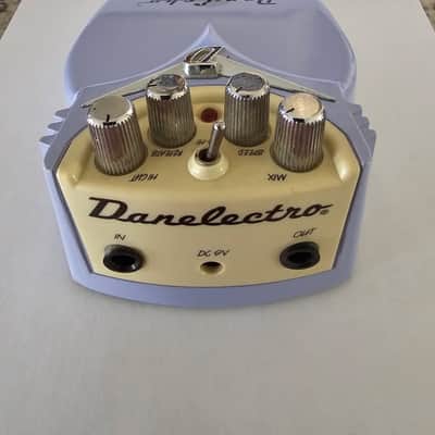 Danelectro Dan-Echo 1996 - light purple image 2