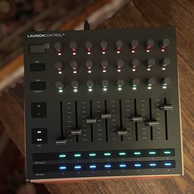 Novation Launch Control XL MK -MINT! image 1