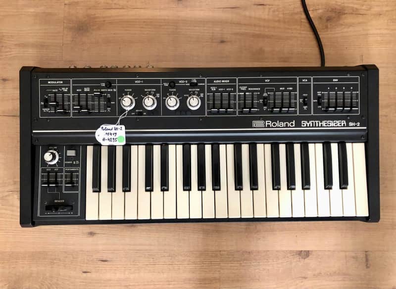 Roland SH-2 37-Key Synthesizer (Serviced / Warranty) image 1