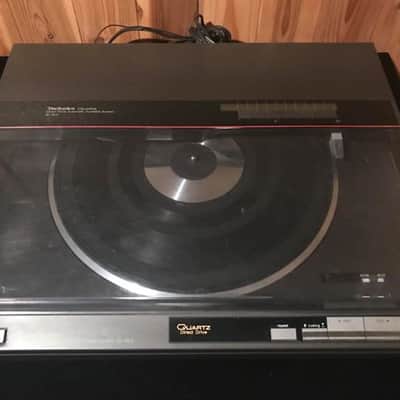 Technics SL-QL5 vintage quartz direct drive linear tracking automatic turntable record player image 2