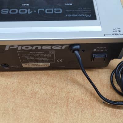 Pioneer CDJ-100S Professional Table-Top CD Player with Effects 2010s - White image 4