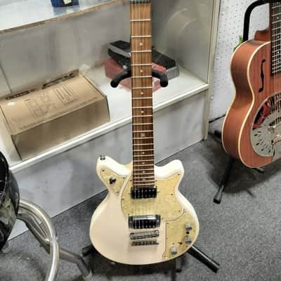 First Act Garage Master Limited Edition Volkswagen Electric Guitar