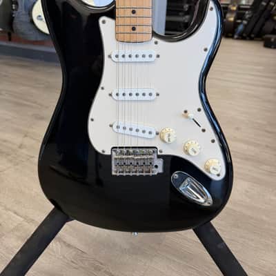 Fender MIM/Squier SE Stratocaster image 1