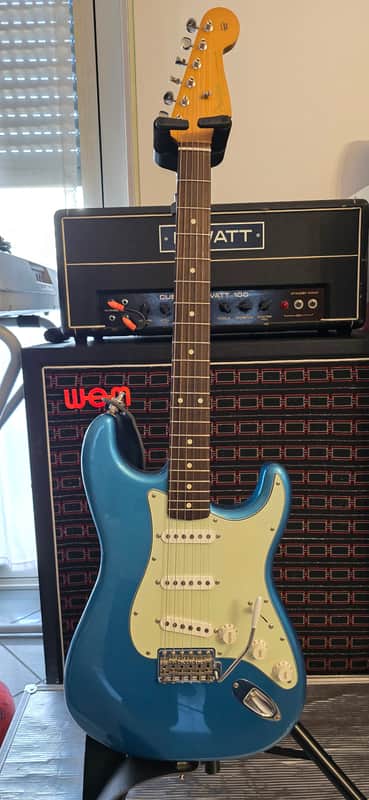 Fender Stratocaster Vintera 2 '60 2026 - Lake Placid Blue