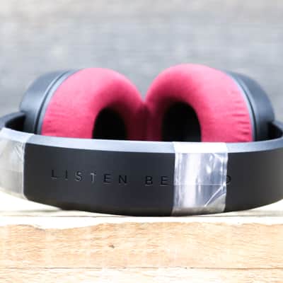 Focal Listen Professional Circum-Aural Closed-back Reference Studio Headphones image 2