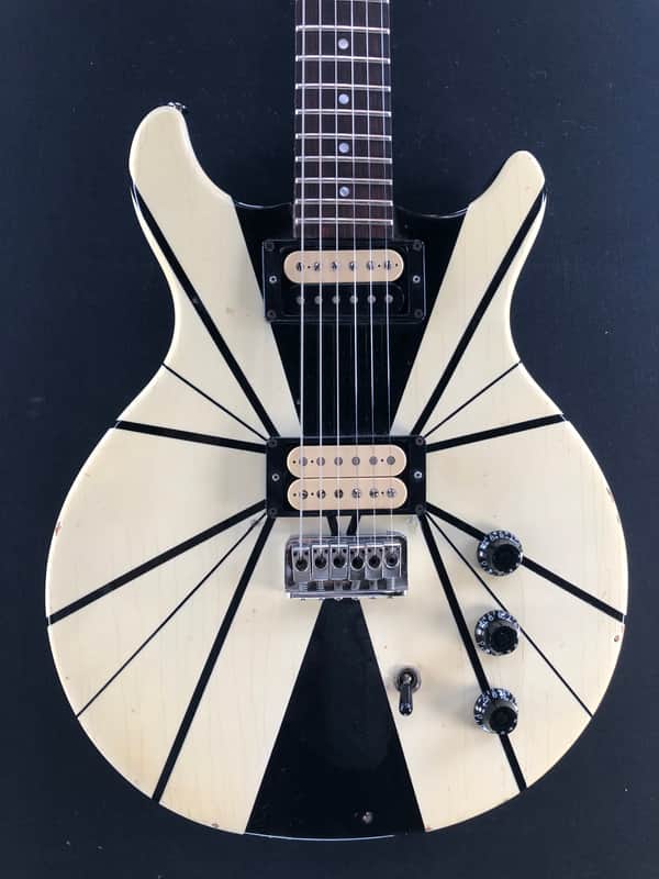 Hamer USA Special 1982 Graphic - Vintage image 1