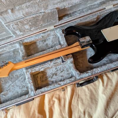 Fender American Professional Stratocaster 2016 - Black - HH - Seymour Duncan pickups image 6