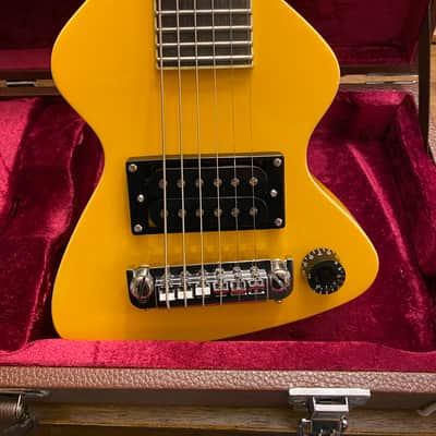 Erlewine Chiquita Travel Guitar Yellow, MINT image 2