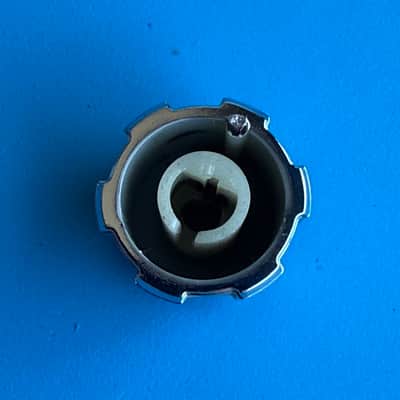 Line 6 Spider III 15 30 150 Guitar Amplifier Part: Chrome Knob Cap Cover [19mm] image 4