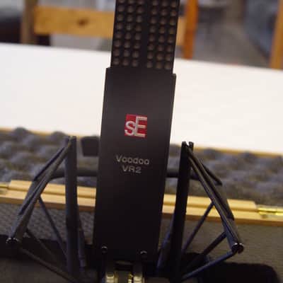 sE Electronics Voodoo VR2 Active Ribbon Microphone | Reverb