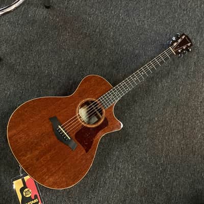 Taylor 512-C Acoustic Guitar image 2