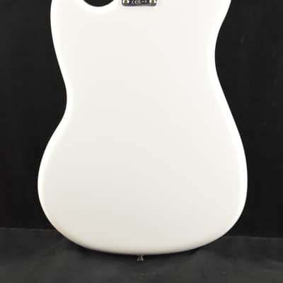 Fender Player II Mustang Bass PJ Polar White Maple Fingerboard image 7