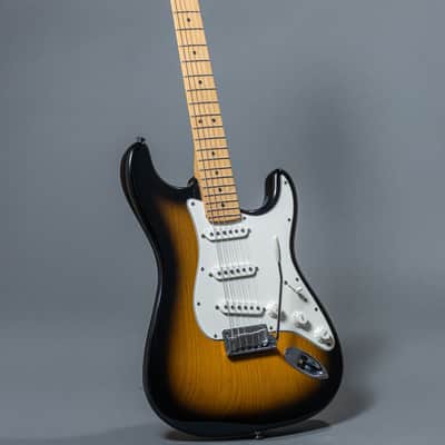 Fender 50th Anniversary Stratocaster 2004, Sunburst image 3