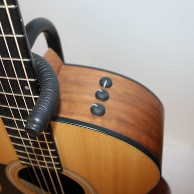 Taylor 114-E 6 String Acoustic/Electric Guitar With Soft Cover Gigbag & Capo image 6