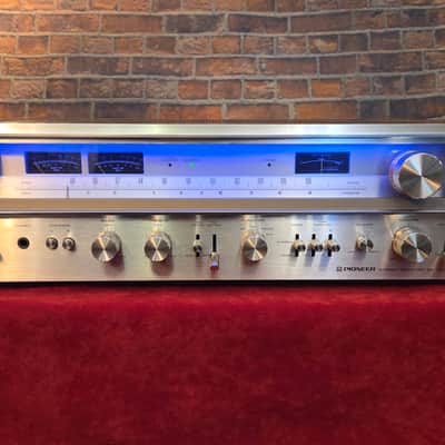 Vintage & COOL 1979 Pioneer SX-780 45-Watt Stereo Solid-State Receiver w/ LED Upgrade - JUST SERVICED!! image 1