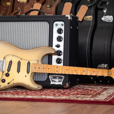 1979 Fender USA American Hardtail Stratocaster - in Antigua Burst image 11