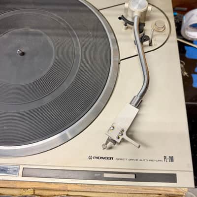Pioneer PL-200 Direct-Drive Auto Return Turntable w/ Pickering XV-15/625E Cartridge & Original Box; Tested SEE VIDEOS image 3