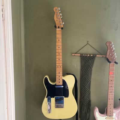 Left Handed Fender Player Series 2 Telecaster - Hialeah Yellow image 1