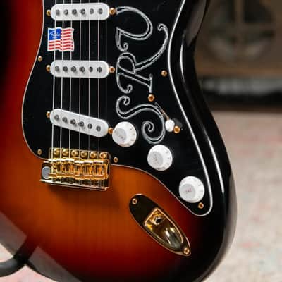 Fender Stevie Ray Vaughan Stratocaster with Hardshell Case - Used image 10