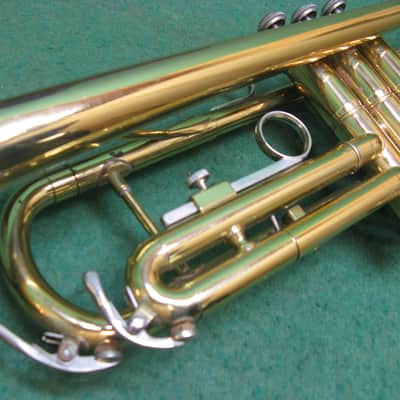 Holton T602 Collegiate Trumpet - Reconditioned - Holton Case & Holton 7C MP image 12