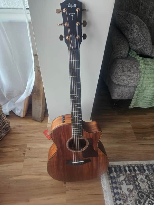 Taylor 724ce