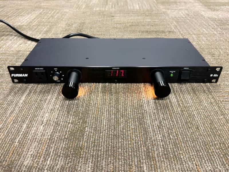 Furman M-8Dx 15 Amp Power Conditioner & Surge Protector w/ Lights, Excellent Condition image 1