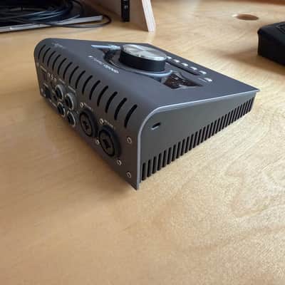 Universal Audio Apollo Twin X QUAD Thunderbolt 3 Audio Interface 2020 - Present - Gray image 5