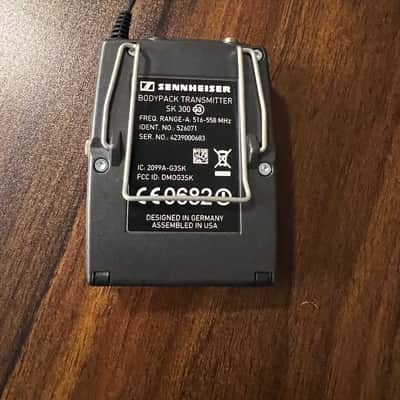 Sennheiser EW 300 G3 wireless headset microphone 2008- 2010 - Silver/ black image 10