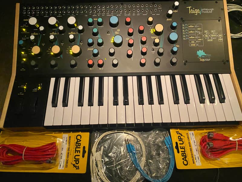 Pittsburgh Modular Taiga Keyboard 37-Key Paraphonic Synthesizer