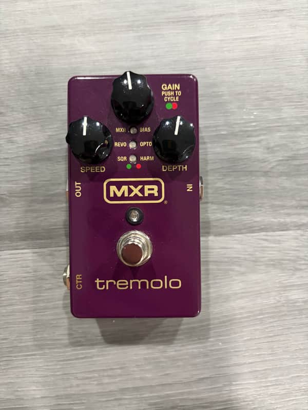 MXR M305 Tremolo